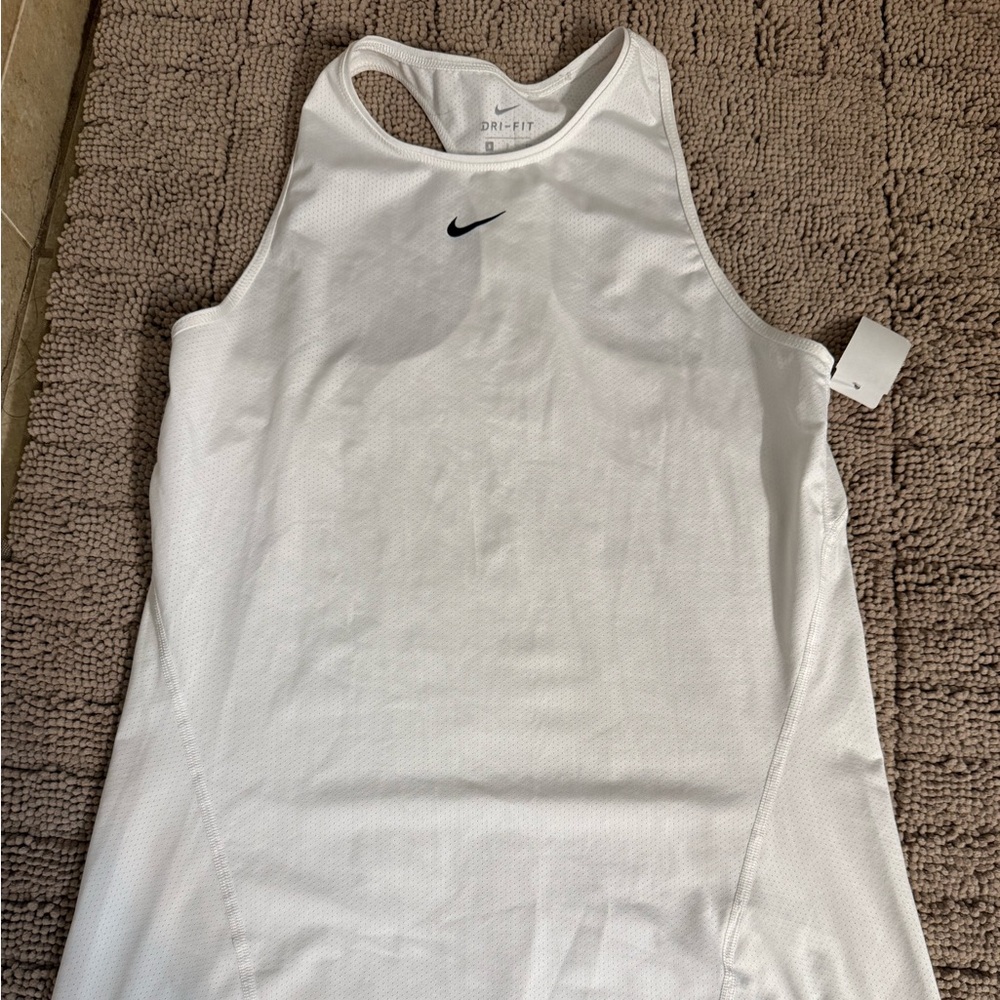 Nike Drifit Women’s XS white tank top